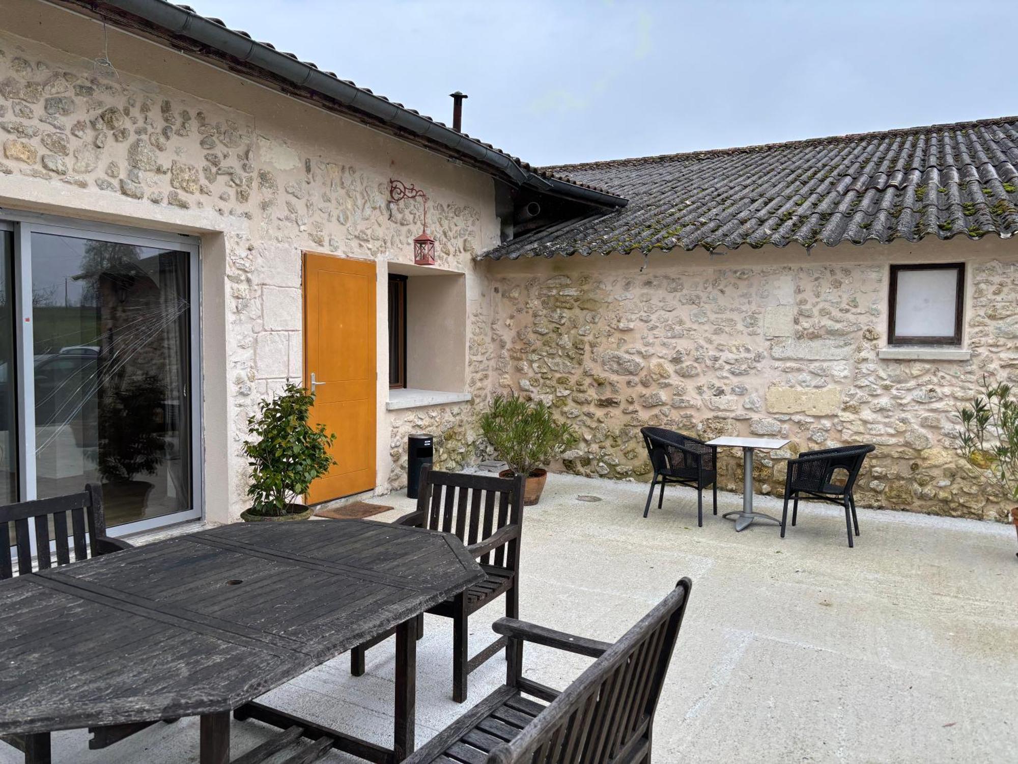 Hotel Fantastic Petit Beauval Saint-Sulpice-et-Cameyrac Exteriér fotografie
